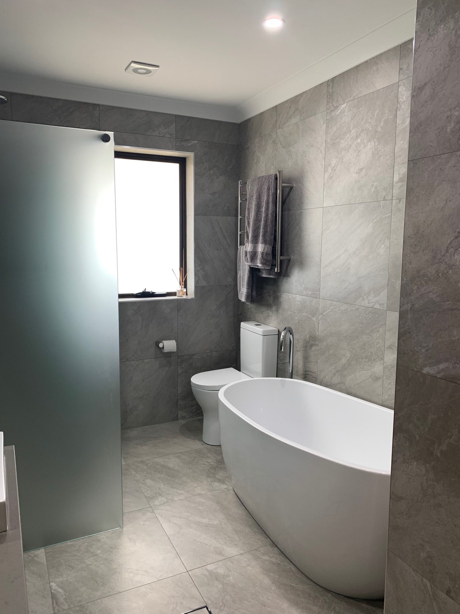 Bathroom completed with warmtech inscreed heating system